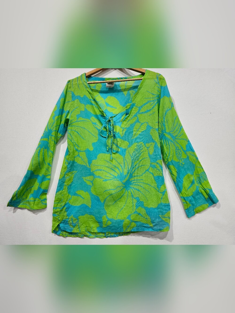 Vintage Y2K Speedo Women’s Floral Hibiscus Lace-Up V-Neck Tunic Swim Cover Top